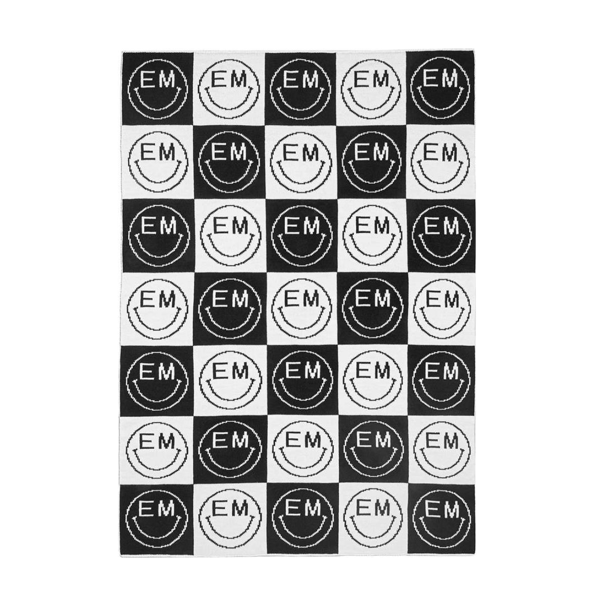 BaubleBar The Alpha Blanket